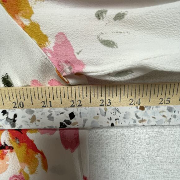 Loft Plus Women’s White Pink Yellow Floral Blouse 3/4 Sleeve - Size 18 - Picture 9 of 11